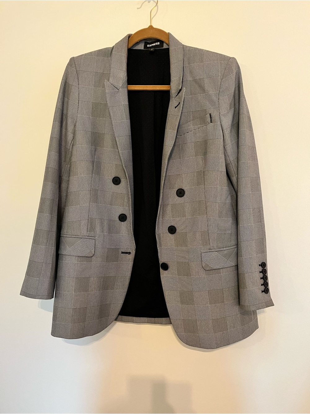 Express women’s boyfriend Gray Plaid Double-Breasted Blazer size medium M
